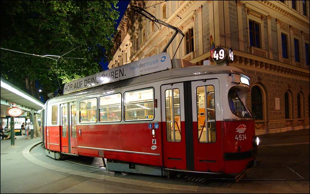 2€ κοστίζει το εισιτήριο για το Τραμ της Βιέννης, 2,20€ αν το αγοράσετε από τον οδηγό