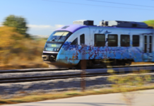 Προαστιακός: Διακοπή κυκλοφορίας λόγω πυρκαγιάς στους Άγιους Θεοδώρους